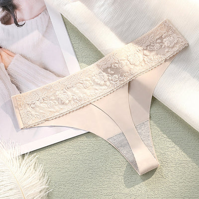 Women's Medium Low Rise Lace G-string Pants