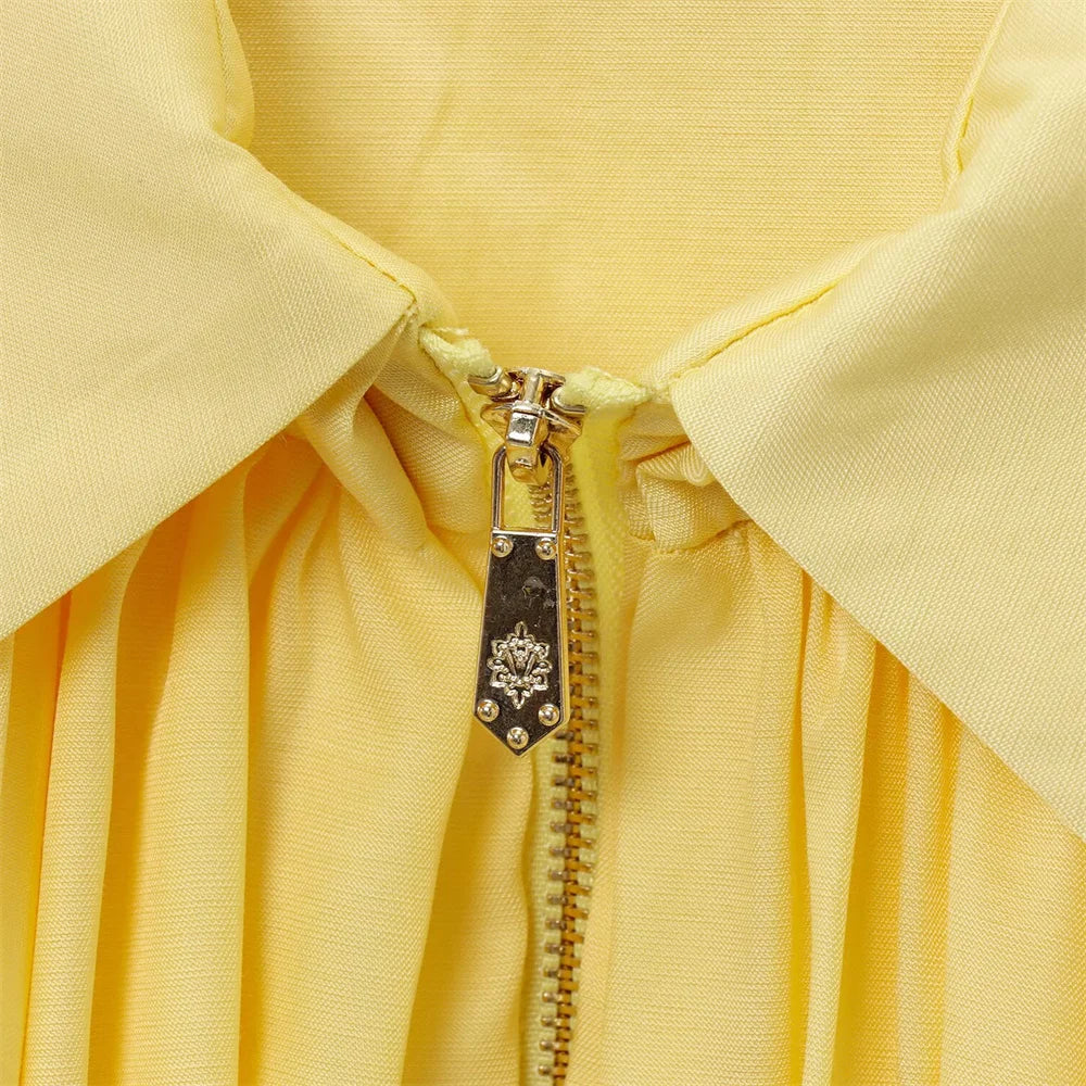 women's jacket is fashionable and simple with a lapel and zipper style puffy sleeves that exude a summer vibe